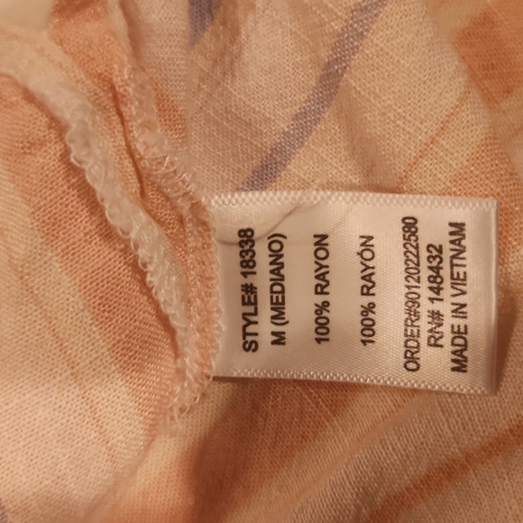 Becool@ Versona Capped S/S Button Down. - Picture 4 of 4